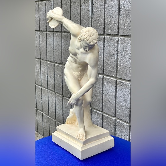 Mid Century Vintage Large Hand Sculpted DISCOBOLUS OF MYRON Statue - Picture 4 of 16
